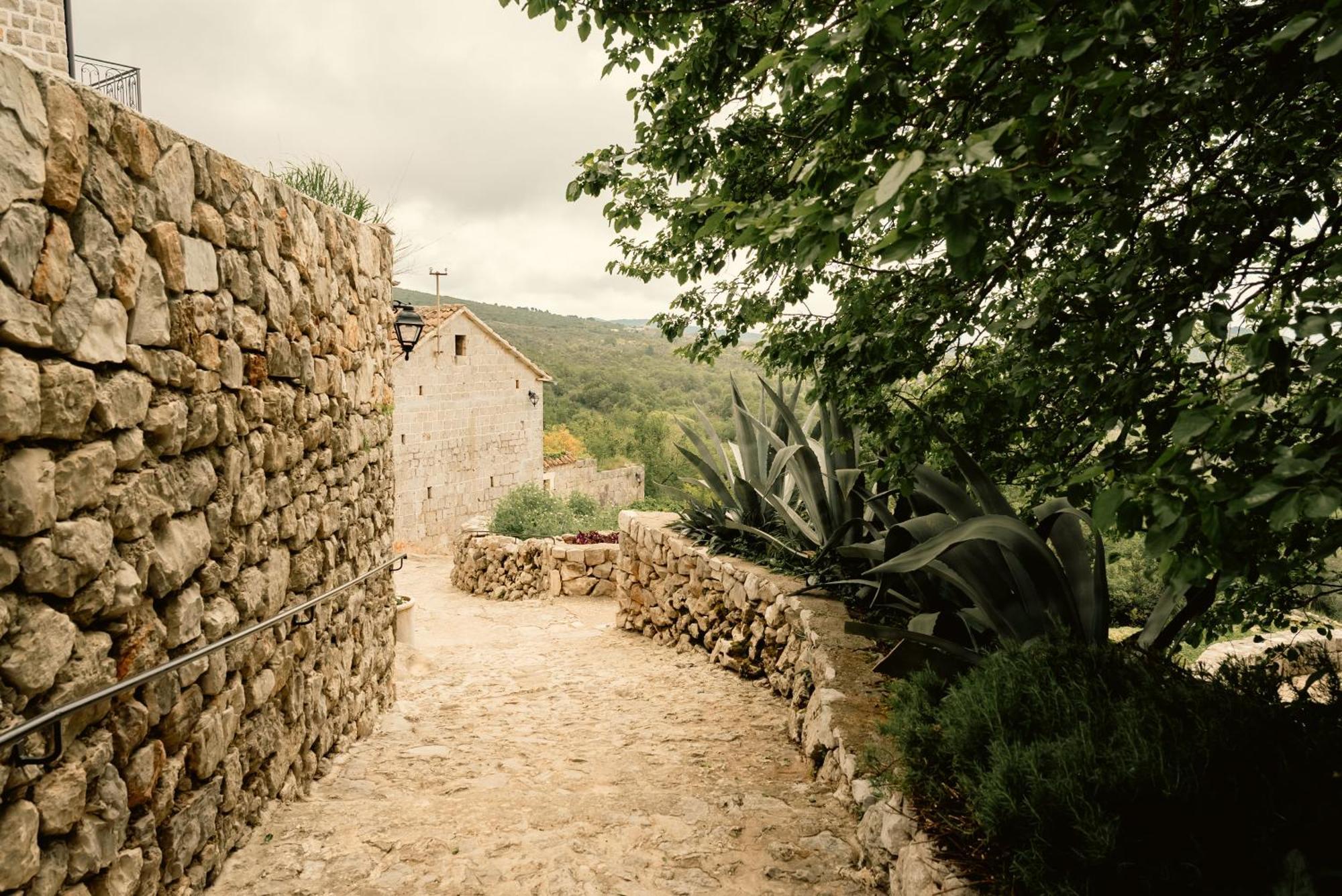 Village Appart hôtel 4*