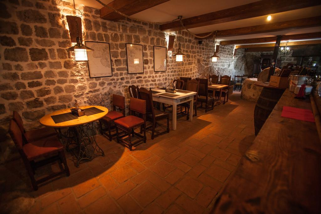 Village Aparthotel